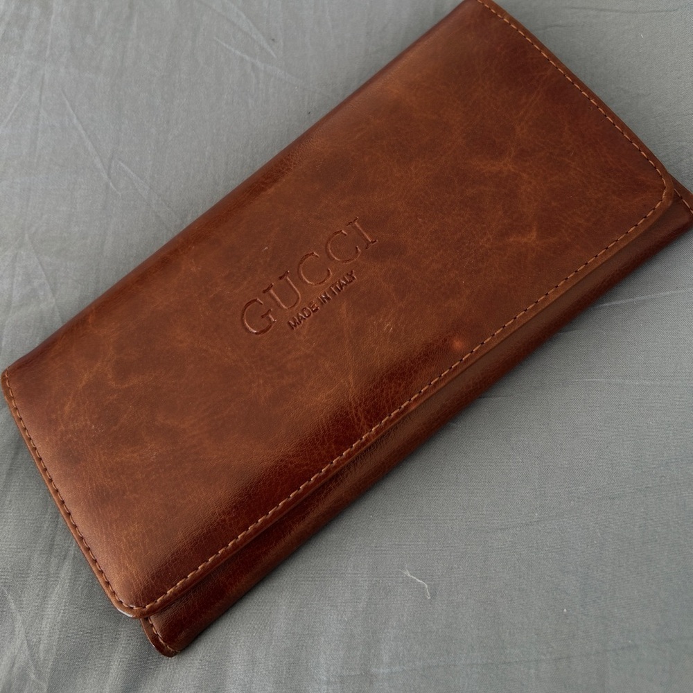 Gucci Wallet Vintage Bifold Pre-Loved Good Condition!